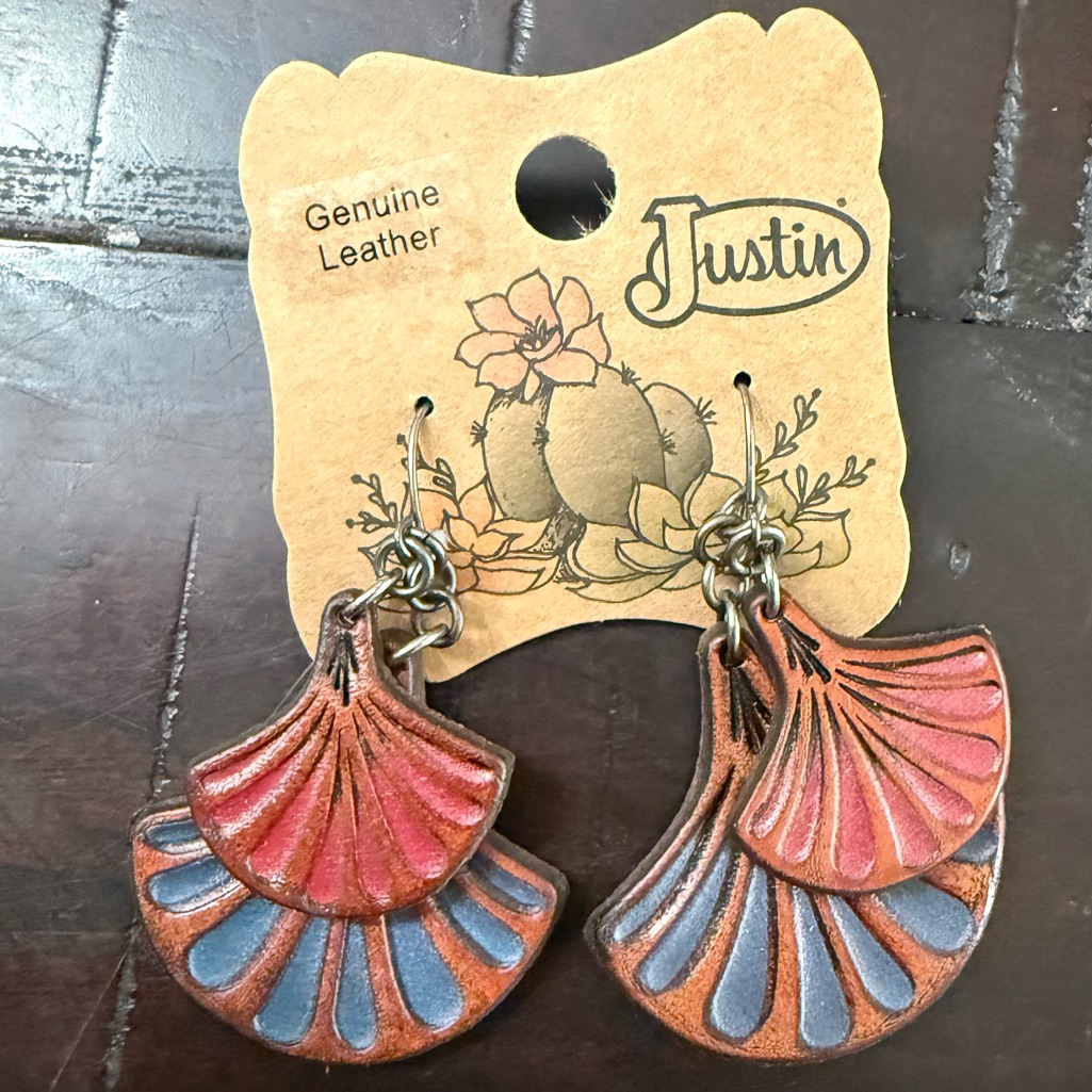 Justin Boots Womens FanShells Boho Earrings Genuine Leather Nwt 15$